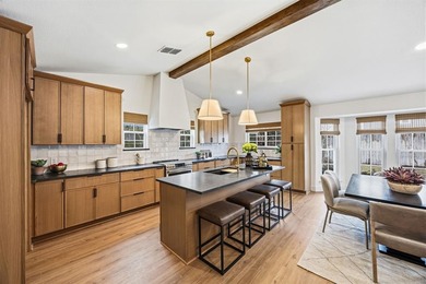 Lake Grapevine Home Active Under Contract in Grapevine Texas