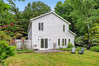 Welcome to your dream retreat, a captivating 3-bedroom - photo 40