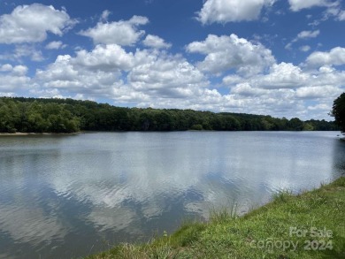 Catawba River - Iredell County Lot For Sale in Catawba North Carolina