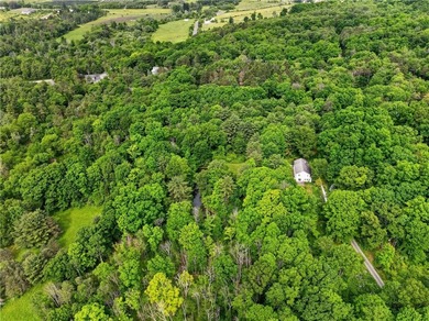 Welcome to your dream retreat, a captivating 3-bedroom - photo 47