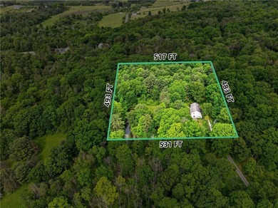 Welcome to your dream retreat, a captivating 3-bedroom - photo 48