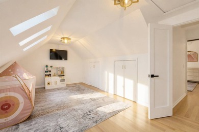Searching for the perfect Hamptons retreat? Your search may end - photo 31