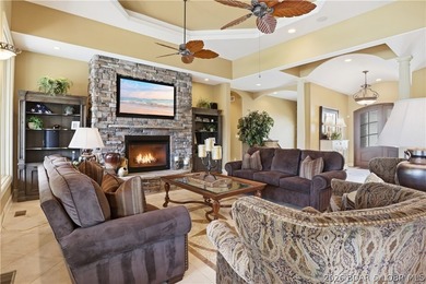 Luxury lake living in prestigious Porto Cima. This exceptional - photo 8