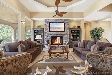 Luxury lake living in prestigious Porto Cima. This exceptional - photo 9