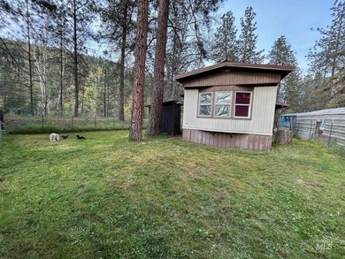 Affordable riverfront living, perfect for fishermen, this one - photo 9