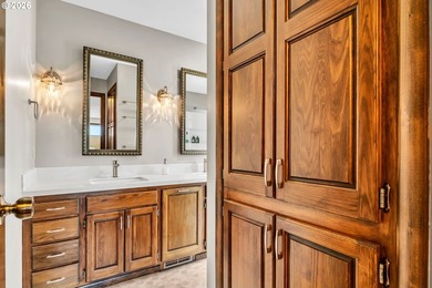 Set within the scenic Mohawk River Valley, this exceptional - photo 16