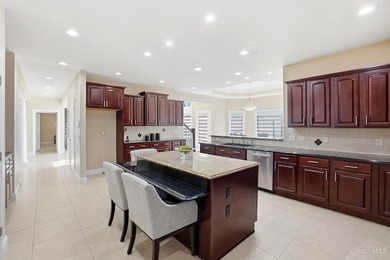 Enjoy exceptional flexibility & space in this thoughtfully - photo 8