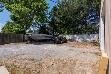 Located directly across from Cascade Elementary, this East Orem - photo 21