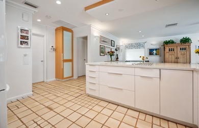 RARELY AVAILABLE IN BONAVENTURE LAKES! This exceptional - photo 23