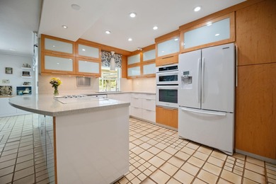 RARELY AVAILABLE IN BONAVENTURE LAKES! This exceptional - photo 24