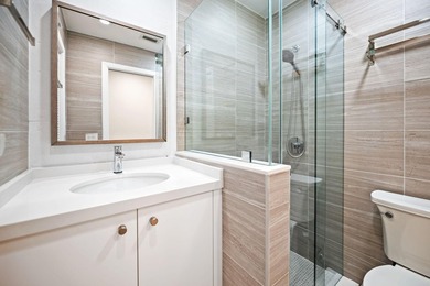 RARELY AVAILABLE IN BONAVENTURE LAKES! This exceptional - photo 34