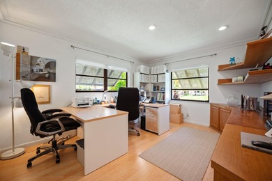 RARELY AVAILABLE IN BONAVENTURE LAKES! This exceptional - photo 37