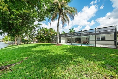 RARELY AVAILABLE IN BONAVENTURE LAKES! This exceptional - photo 43