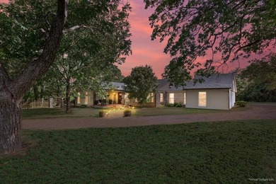 Lake Waco Home For Sale in Waco Texas