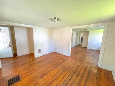 Don't miss this opportunity in a location with a ton of upside - photo 3
