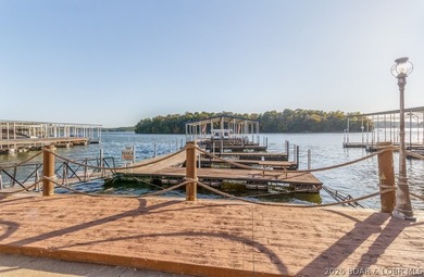 The Boardwalk, one of the most exciting commercial waterfront - photo 4