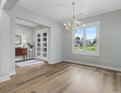 Move-in ready 4BR/3BA home in the gated Arlington Park community - photo 16