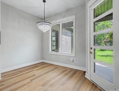 Move-in ready 4BR/3BA home in the gated Arlington Park community - photo 18