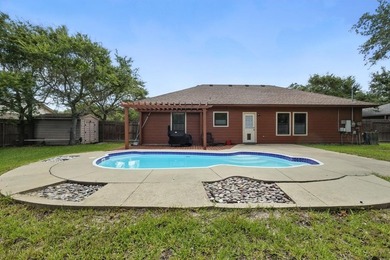 Welcome to your coastal retreat! This 3-bedroom, 2-bath beach - photo 22