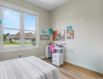 Move-in ready 4BR/3BA home in the gated Arlington Park community - photo 36