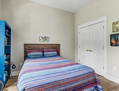 Move-in ready 4BR/3BA home in the gated Arlington Park community - photo 41