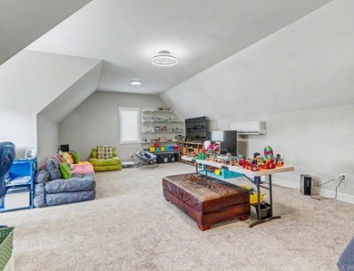 Move-in ready 4BR/3BA home in the gated Arlington Park community - photo 44