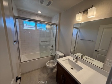 Welcome to this stunning townhome in the lovely Arlington Pointe - photo 13