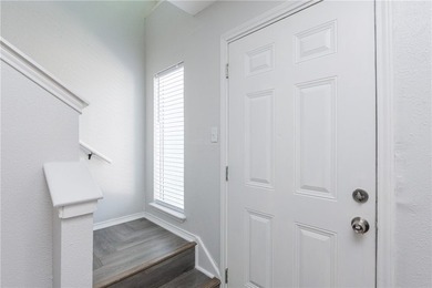 Fresh and move-in ready, this southside condo might be the right - photo 14