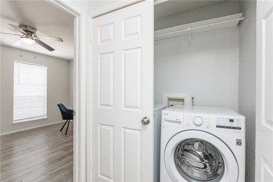 Fresh and move-in ready, this southside condo might be the right - photo 15