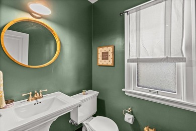 Welcome home to this beautifully updated Tudor in the heart of - photo 16