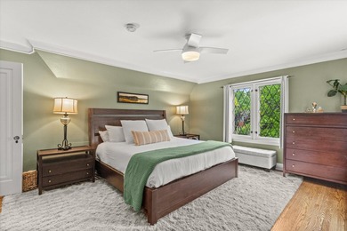 Welcome home to this beautifully updated Tudor in the heart of - photo 18