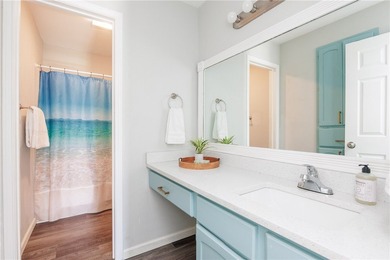 Fresh and move-in ready, this southside condo might be the right - photo 19