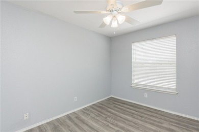 Fresh and move-in ready, this southside condo might be the right - photo 21