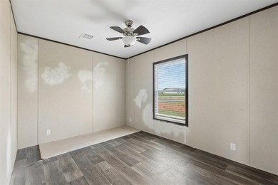 Charming mobile home on just under 4 acres with beautiful - photo 30