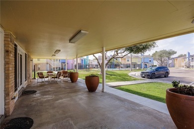 Fresh and move-in ready, this southside condo might be the right - photo 32