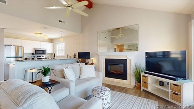 LAKE OF THE OZARKS - Panoramic Main Channel Views - Top-Floor - photo 6