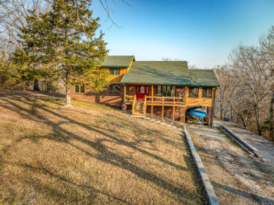 Bull Shoals Lake Home For Sale in Bull Shoals Arkansas