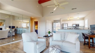LAKE OF THE OZARKS - Panoramic Main Channel Views - Top-Floor - photo 7
