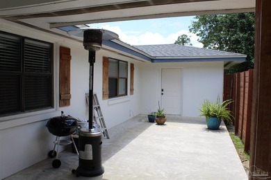 Welcome to your fully renovated and gorgeously updated home with - photo 3