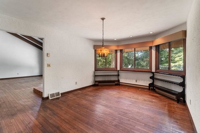 Rare opportunity to own an exceptional waterfront property - photo 17