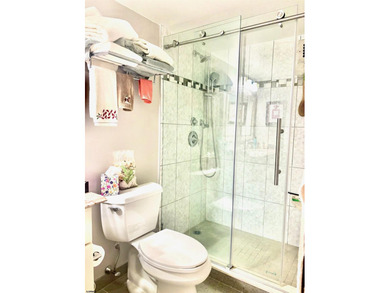 PENTHOUSE CONDO!!!! with Amazing Ocean Views! THESE UNITS DO NOT - photo 20