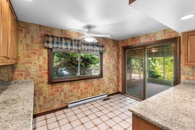 Rare opportunity to own an exceptional waterfront property - photo 23