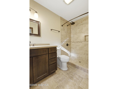 This is the deal of the Summer! 3 bedroom, 2.5 baths with a 2 - photo 26