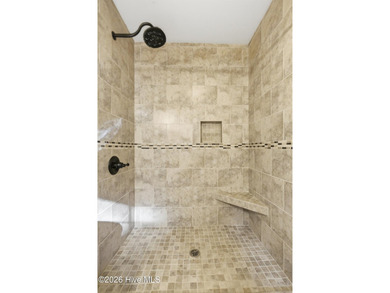 This is the deal of the Summer! 3 bedroom, 2.5 baths with a 2 - photo 27