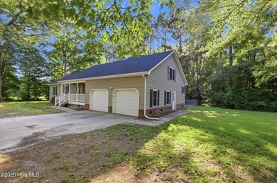 This is the deal of the Summer! 3 bedroom, 2.5 baths with a 2 - photo 33