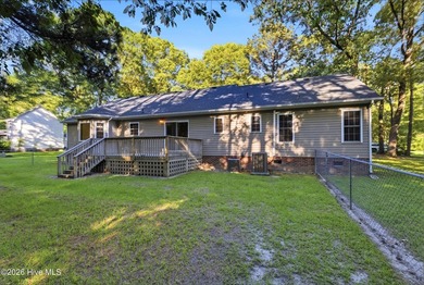 This is the deal of the Summer! 3 bedroom, 2.5 baths with a 2 - photo 35