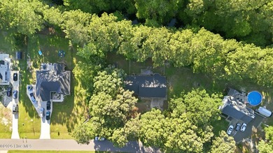 This is the deal of the Summer! 3 bedroom, 2.5 baths with a 2 - photo 40