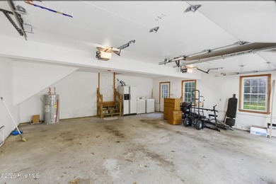 This is the deal of the Summer! 3 bedroom, 2.5 baths with a 2 - photo 47