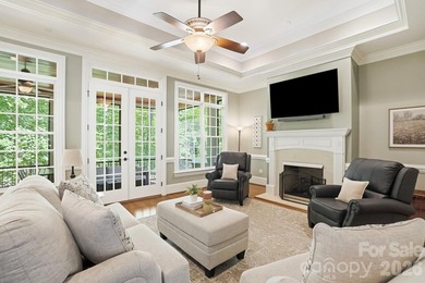 Welcome to a truly luxurious lifestyle in the exclusive Club at - photo 5
