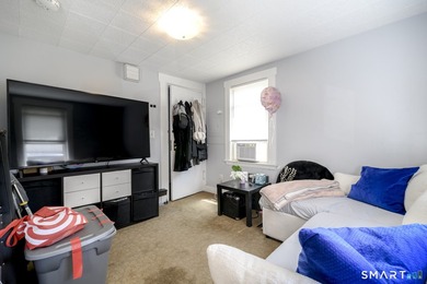 Exceptional investment opportunity in a highly convenient - photo 7